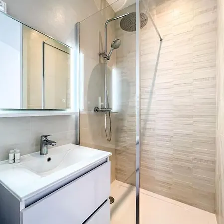 Hyper Centre De Grenoble, Esprit Industriel - Fibre