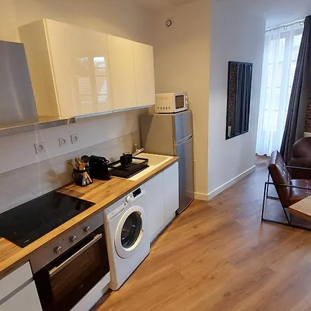 Hyper Centre De Grenoble, Esprit Industriel - Fibre